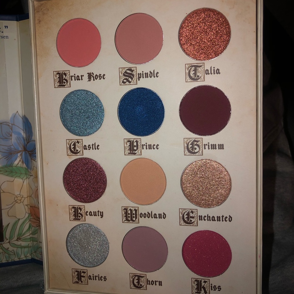 Storybook cosmetics eyeshadow palette.